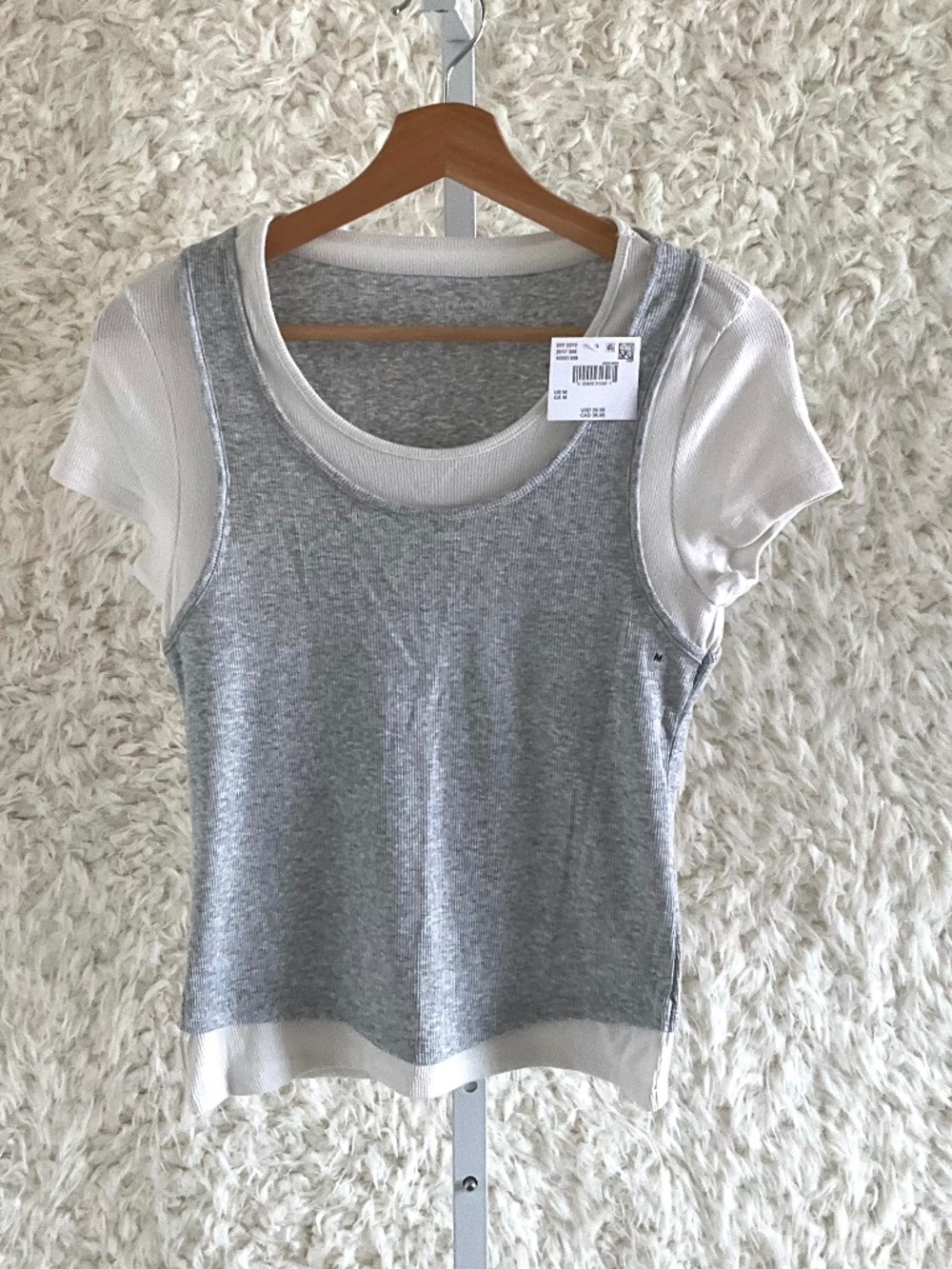 AMERICAN EAGLE WOMEN'S LAYERED LOOK TOP/T-SHIRT~SIZE MEDIUM!